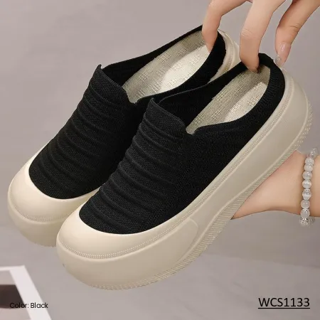 Classic Whisper Womens Casual Shoes